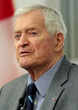 John Turner (39436619124) (cropped)