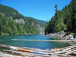 Lindeman Lake.jpg