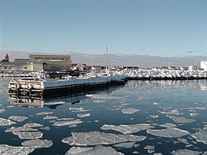 Port of saint-pierre, SPM