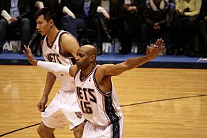 Vince Carter and Yi Jianlian