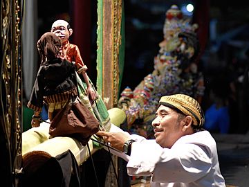 Wayang santri