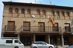 Ayuntamiento-El burgo de Ebro-2004.jpg