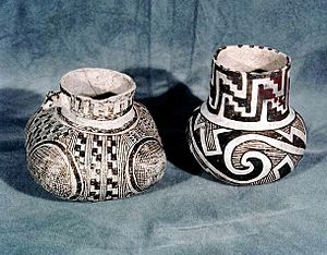 Cibola Whiteware pots, Roosevelt Lake