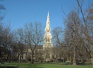 St Giles Church Camberwell 2000.jpg