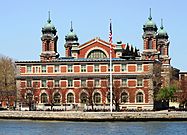 USA-NYC-Ellis Island crop