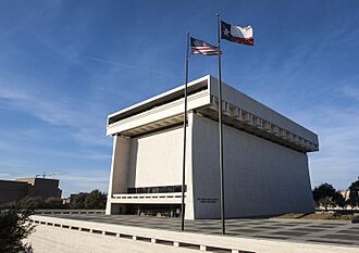 LBJ Library 2017.jpg