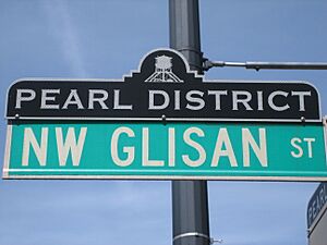 Pearl District NW Glisan St