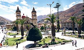 Plaza de Armas de Tarma.jpg