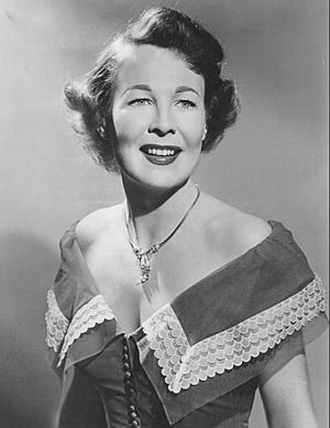 Wendy Barrie 1950.JPG