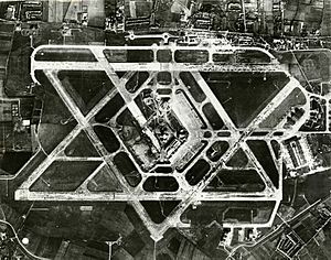 Aerial photograph of Heathrow Airport, 1955