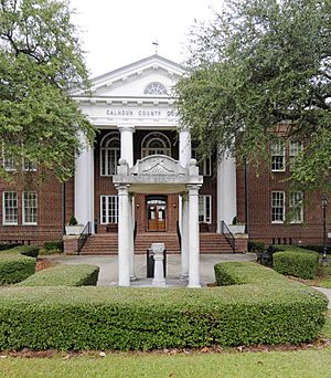 Calhoun County Courthouse and Confederate Monument