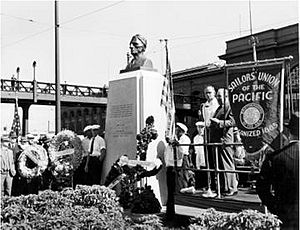 Furuseth-monument-1941