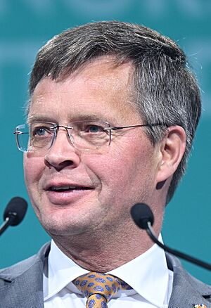 Jan Peter Balkenende (2022) (cropped).jpg