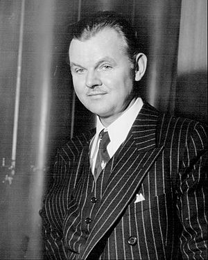 Lawrence Tibbett 1943.jpg