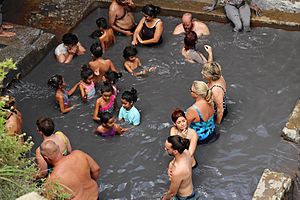 Mud Bath (24120323915)