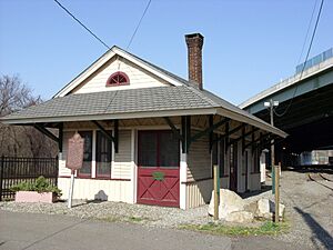 Suffern REA Station