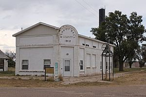 Two Buttes Library (2015)