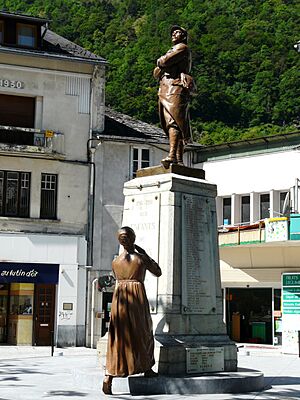 Bagnères-de-Luchon monument aux morts