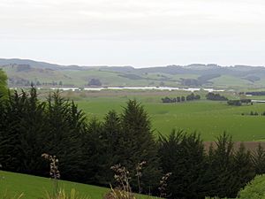 Lake Tuakitoto from SH1