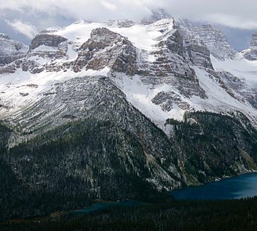 Mount Gloria in white.jpg