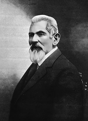 Patricio escobarpy.jpg