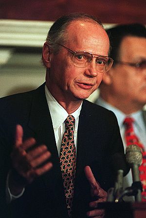 Richard Riley holds a news conference with a bipartisan group of congressional lawmakers.jpg