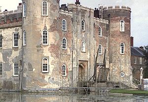 Shirburn Castle and Gardens-detail