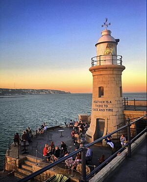 Folkestone, The old lighthouse