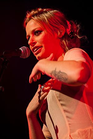 Gin Wigmore.jpg