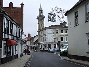 Harleston Clock Tower - geograph.org.uk - 534211.jpg