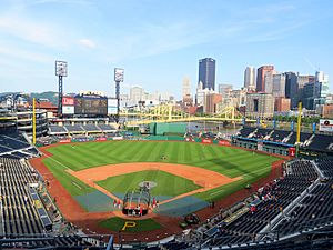 PNC Park (16190813495)