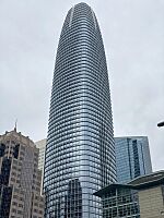 Salesforce Tower 2020.jpg