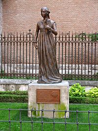 Alcalá de Henares, Monumento a Catalina de Aragón (M. Peinado 24-05-2008)