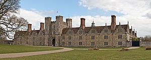 Knole, Sevenoaks in Kent - March 2009.jpg