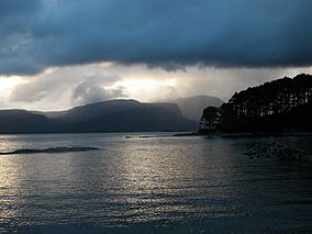 LochCarron(JohnDal)Jul2004.jpg