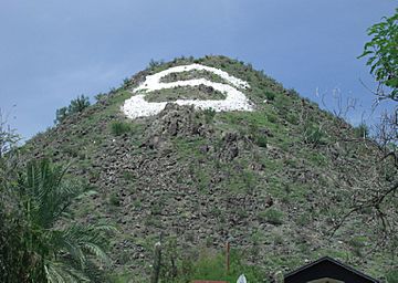 Phoenix-Sunnyslope-Sunnyslope Mountain.JPG