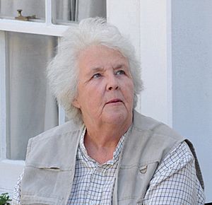 Stephanie Cole1.jpg