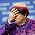 Agnes Varda-0460 (cropped) facepalm