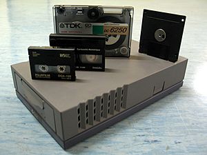 Dds tape drive 01