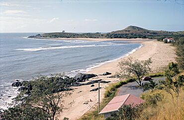 Eimeo Beach, Mackay (1976).jpg