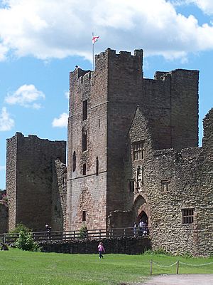 Ludlow Castle gatehouse, 2007