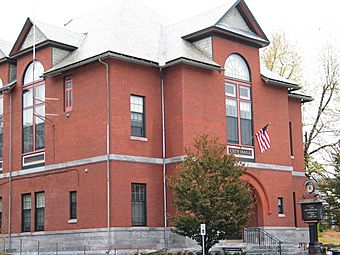 Town Hall, Vergennes, Vermont.jpg