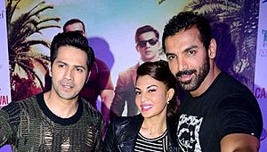 Varun-Dhawan-Jacqueline-Fernandez-John-Abraham-promote-their-film-Dishoom