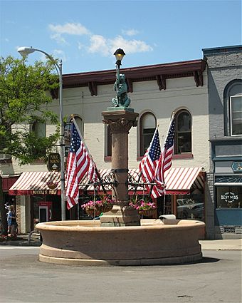 Bear Fountain in Geneseo.jpg