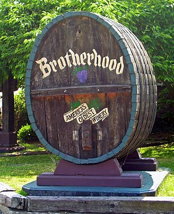 Brotherhood Winery sign.jpg