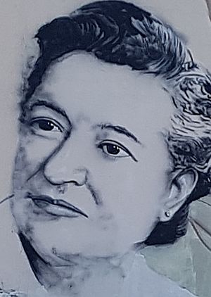 Carmen Conde (cropped).jpg