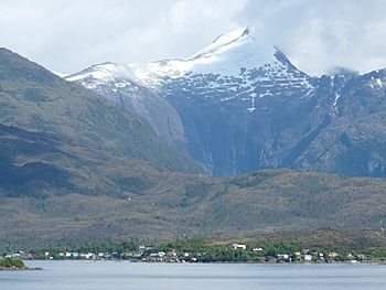 Chili-Puerto Edén.jpg