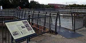 Cmglee East India Dock Basin