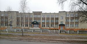 Dubrovytsia-school-3