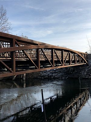 Pine Street Pedestrian Bridge